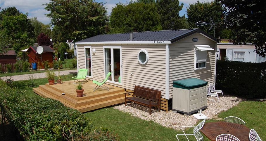 Location de mobil home et tente au Camping Château de Bouafles, camping 4 étoiles, location emplacement camping caravaning, mobil home, vente mobil home neufs et occasion proche de Rouen, camping bord de Seine dans l'Eure en Haute Normandie
