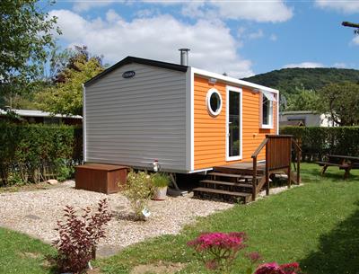 Location de mobil home et tente au Camping Château de Bouafles, camping 4 étoiles, location emplacement camping caravaning, mobil home, vente mobil home neufs et occasion proche de Rouen, camping bord de Seine dans l'Eure en Haute Normandie