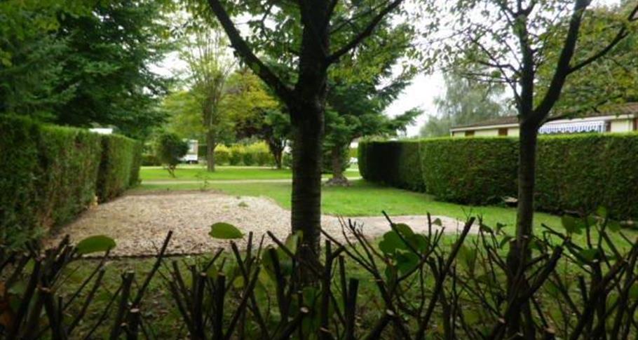 emplacement arborés - Nos emplacements camping - Château de Bouafles - Giverny 27 Eure - Normandie 