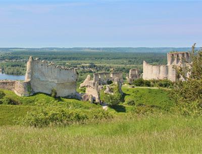 Château - Aux alentours du Camping Château de Bouafles près de Giverny dans l'Eure, en Normandie 