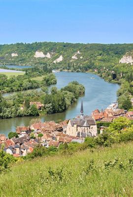 Les Andelys proche du Camping Château de Bouafles, camping 4 étoiles Eure en Haute Normandie - Chateau de Bouafles